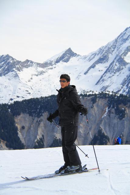 الأمير راشد والأمير محمد بفرنسا ابريل 2012‎