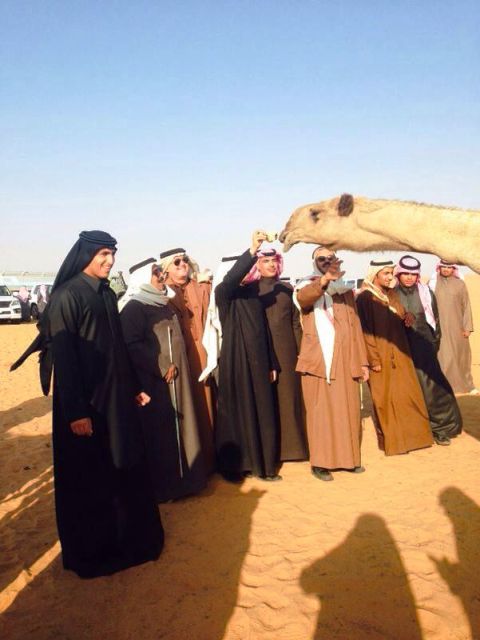 لأمير راشد بن عبدالعزيز والأمير سعود بن عبدالعزيز بمزرعة " نوفا " المملكوكة لـ صاحب السمو الأمير سلطان بن محمد بن سعود الكبير  